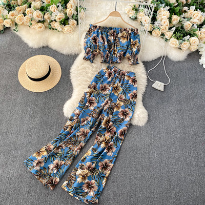 Farebná dámska súprava krátkej blúzky a dlhých nohavíc