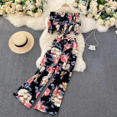 Farebná dámska súprava krátkej blúzky a dlhých nohavíc