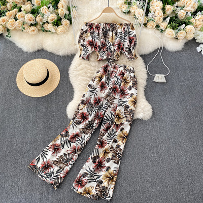 Farebná dámska súprava krátkej blúzky a dlhých nohavíc