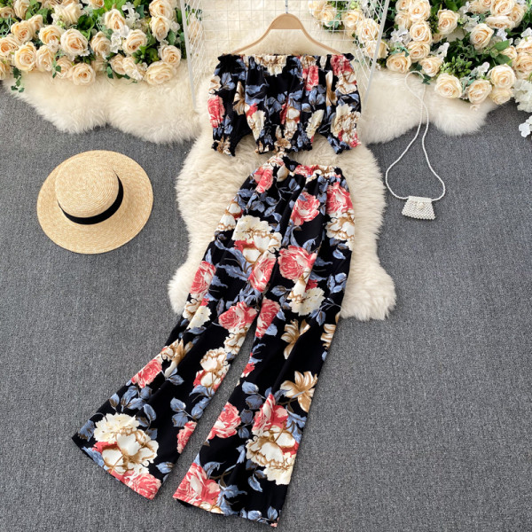 Spalvingas moteriškas trumpos palaidinės ir ilgų kelnių komplektas