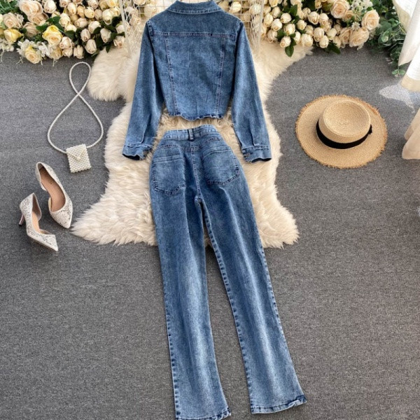 Νέο μοντέλο γυναικείο τζιν σε μπλε χρώμα