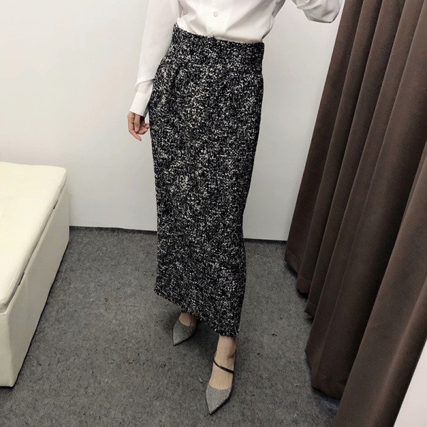 Naiste sügiskomplekt jakist ja seelikust