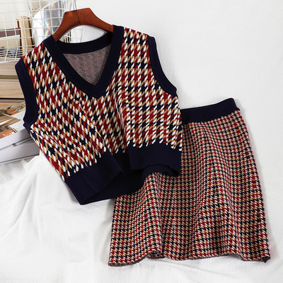 Γυναικείο χρωματιστό σετ σε  δύο μέρη