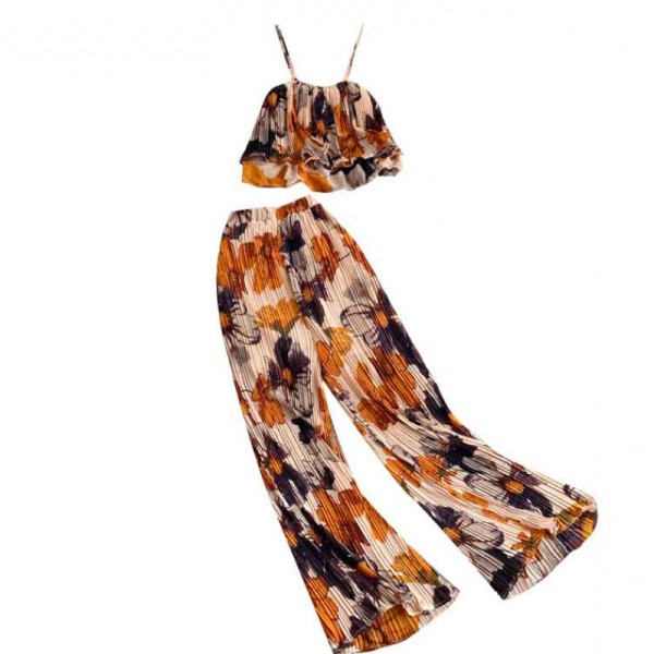 Ежедневен дамски сет от две части с флорални мотиви