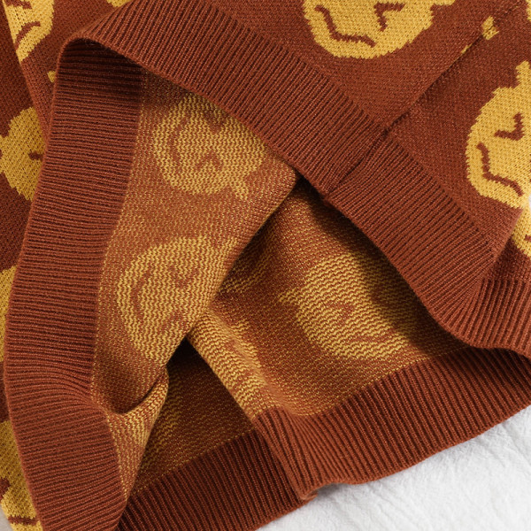 Kolmest osast koosnev igapäevane komplekt