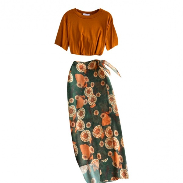 Moodne naiste komplekt kaheosalisest pluus + seelik