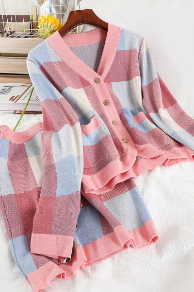 Moodne roosa naiste komplekt