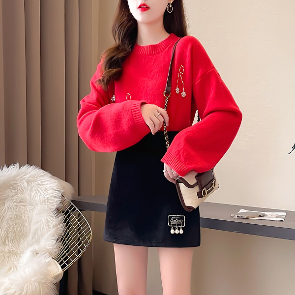 Naiste vabaaja komplekt - kampsun ja seelik