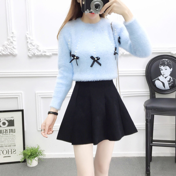 Γυναικείο πουλόβερ με κορδέλες + φούστα με υψηλή μέση