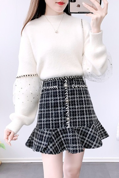 Moodne kampsuni ja tviidseeliku komplekt