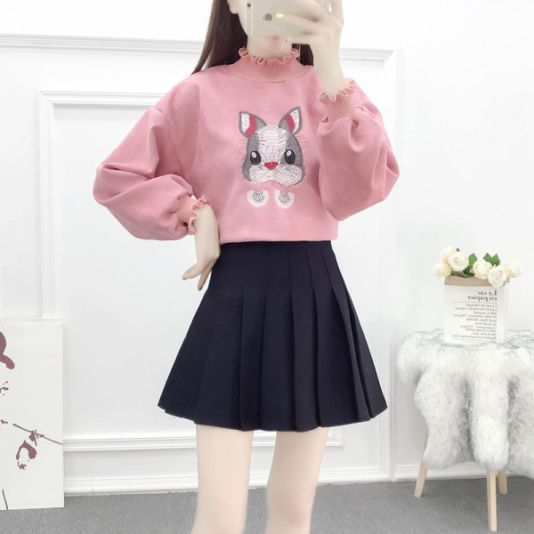 Naiste igapäevane komplekt tikandiga