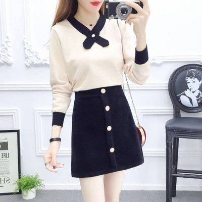 Μοντέρνα γυναικεία σετ από δύο μέρη φούστα και μπλούζα