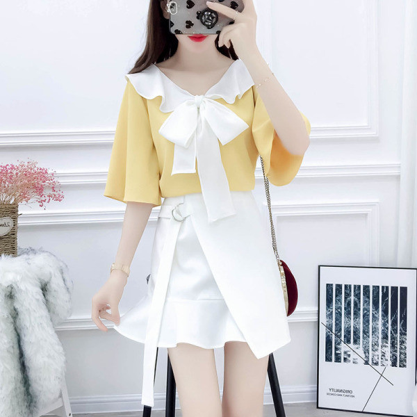 Комплект от дамска риза с 3/4 ръкав и пола 