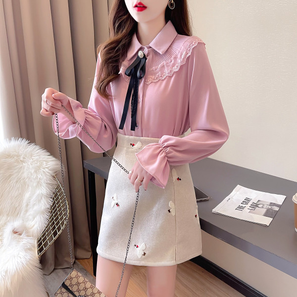 Stiilne pitsiga särgikomplekt ja tikandiga seelik