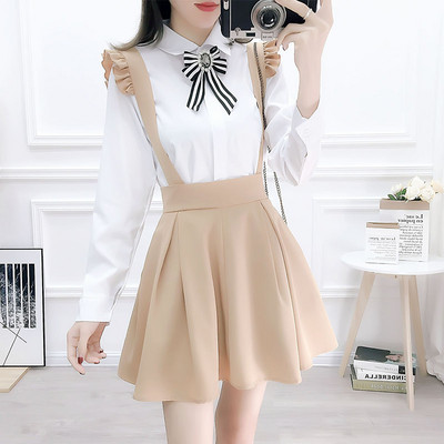 Нов модел дамски сет от разкроена рокля и риза в бял цвят