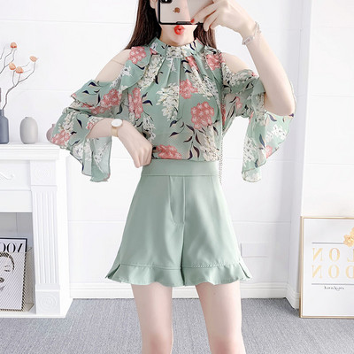 Lilletrükiga särgi ja lühikeste pükstega komplekt