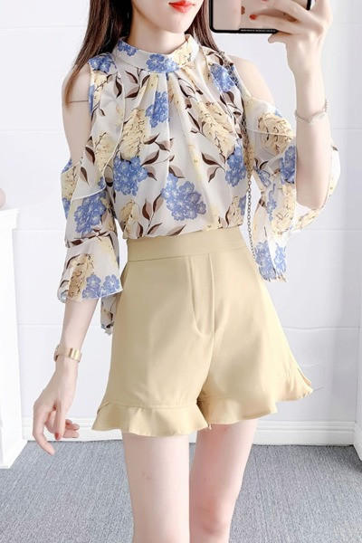 Lilletrükiga särgi ja lühikeste pükstega komplekt