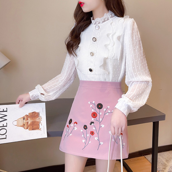 Novi proljetni set čipkane košulje i suknje s vezom