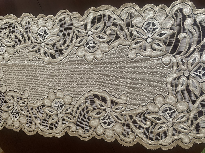 Покривка за маса, Magnus, дантела, правоъгълна, 60x 120 см, Бежов