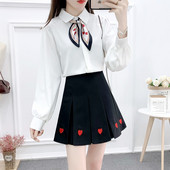 Naiste vabaaja komplekt klassikalise krae ja plisseeritud seelikuga