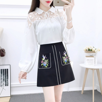 Kevadine pitspluusi ja tikandiga seeliku komplekt