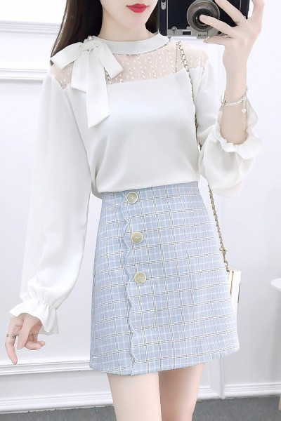 Naiste kaheosaline komplekt, mis sisaldab särki ja kõrge vöökohaga seelikut