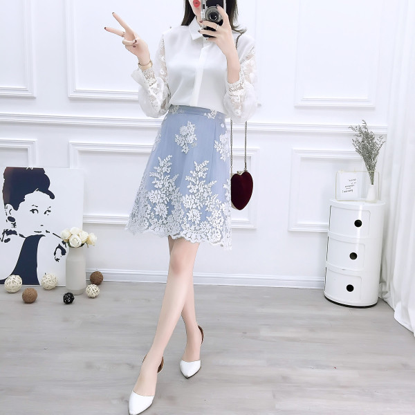 Γυναικείο casual σετ με κέντημα - φούστα και πουκάμισο