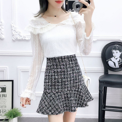 Naiste vabaaja komplekt kaheosalisest väljalõigatud seelikust ja ümara kaelusega pluusist