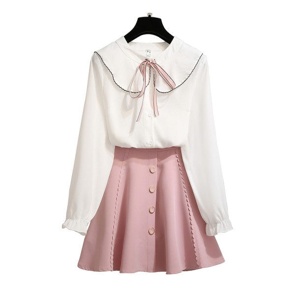 Set de femei de zi cu zi din două părți - cămașă și fustă tăiată