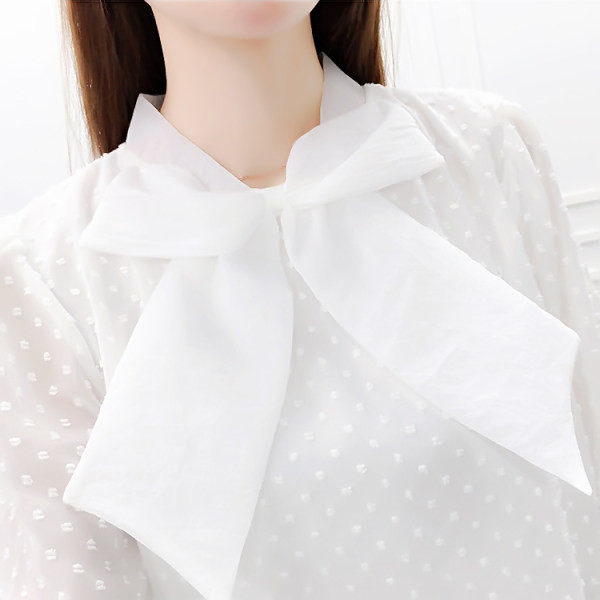 Moodne naiste komplekt kõrge vöökohaga seelikust ja paelaga särgist