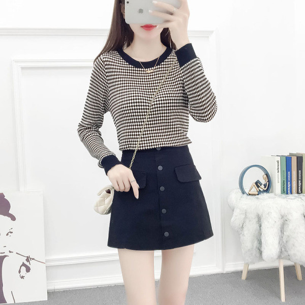 Σετ μπλούζα με μακριά μανίκια και φούστα