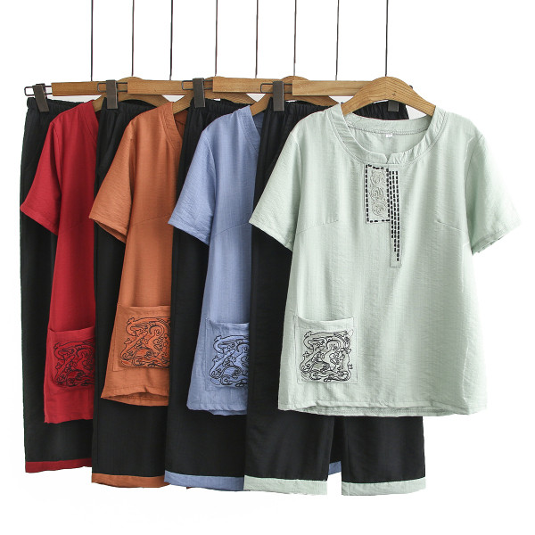 Naiste vabaaja komplekt tikandi ja taskuga