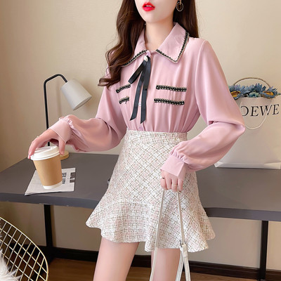 Модерен дамски комплект- от риза и карирана пола