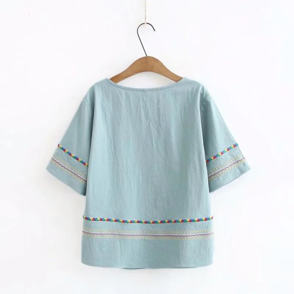 Moodne naiste komplekt tikandi ja ovaalse kaelusega