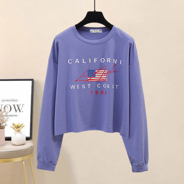 Ženski ležerni komplet bluze s printom i traperica s vezom