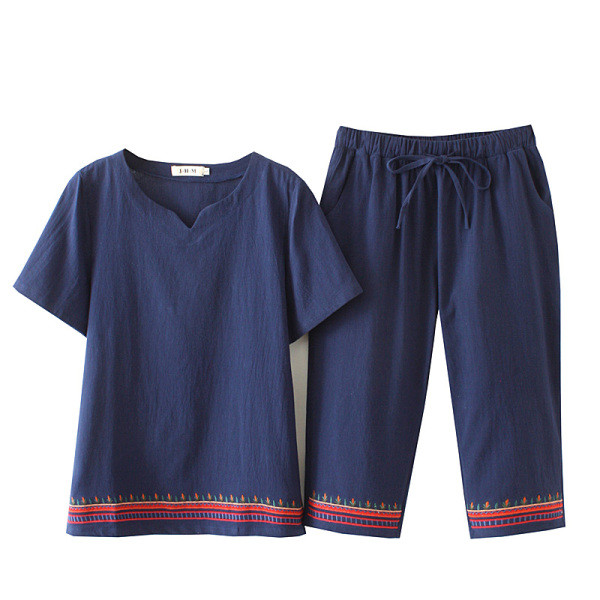 Naiste komplekt lipsude ja elastse vöökohaga