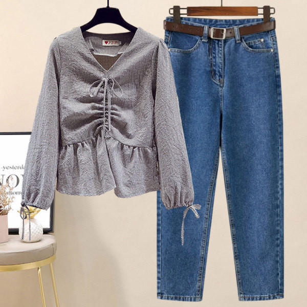 Дамски комплект от риза и дълги дънки