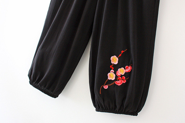 Naiste vabaaja komplekt tikandiga