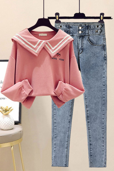 Uue mudeli naiste tikandiga pluusikomplekt ja teksad