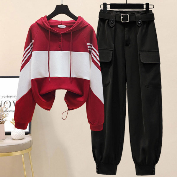 Sportlik igapäevane dressipluusi ja pükste komplekt