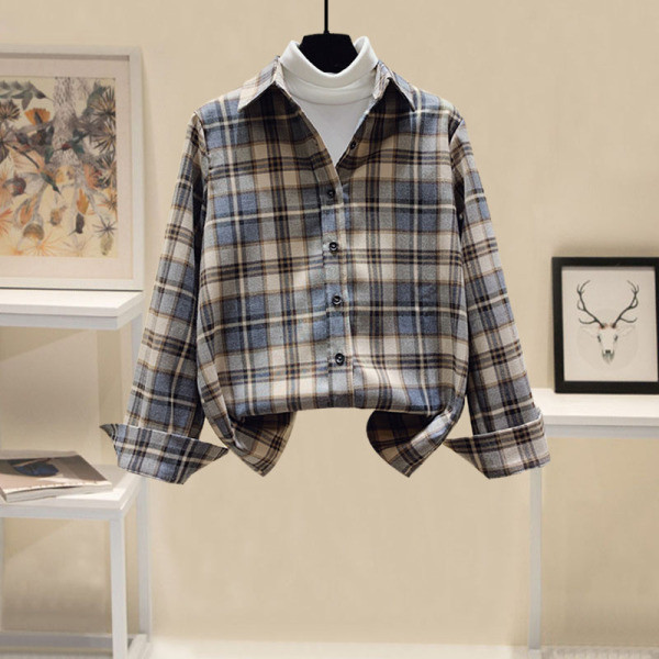 Дамски комплект дънки и карирана риза