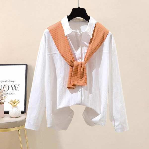 Нов модел дамски сет от риза и дънки