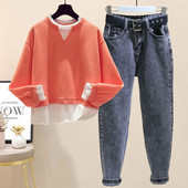 Vabaaja komplekt naiste pluusi ja teksapükse koos vööga