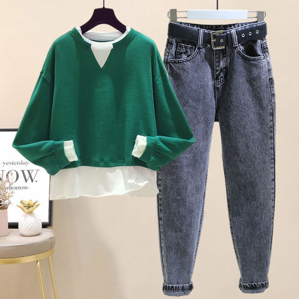 Vabaaja komplekt naiste pluusi ja teksapükse koos vööga