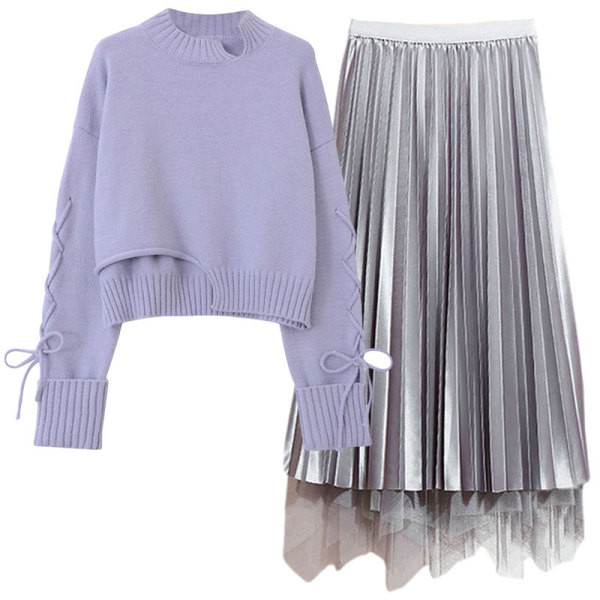Пролетно - есенен сет от пуловер и плисирана пола
