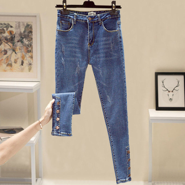 Дамски модерен комплект от две части с копчета в няколко цвята