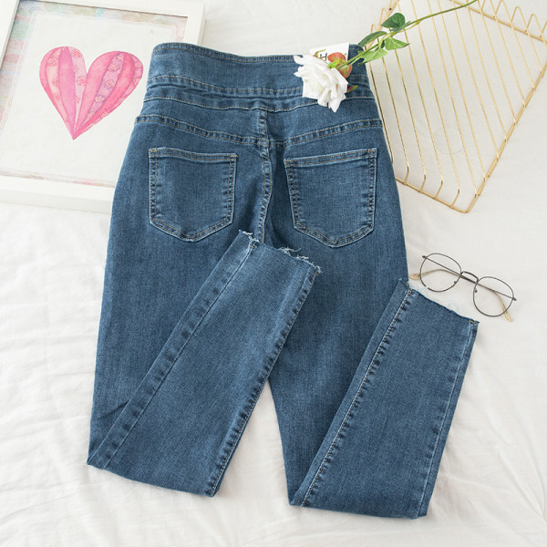 Moodsad kõrge vöökohaga naiste teksad