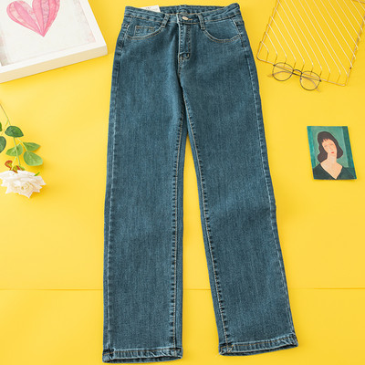 Μοντέρνα γυναικεία τζιν με ψηλή μέση και τσέπες