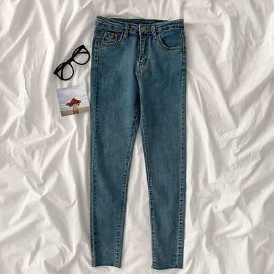 Praegused naiste teksad Slim mudel