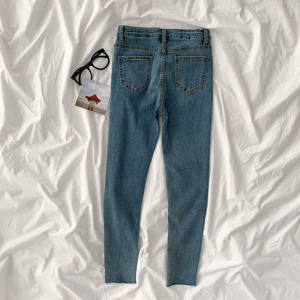 Praegused naiste teksad Slim mudel